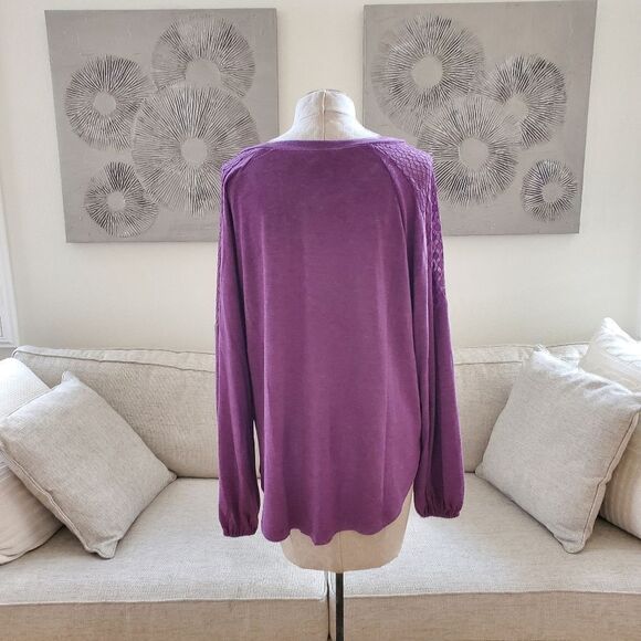 Suzanne Betro Weekend  Lace-Accent Raglan Sweatshirt sz 1x - Picture 8 of 12